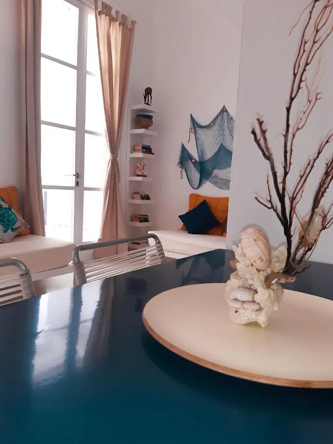 App Rosanna, Estoril Beach, 2Steps From The Sea, Free Wi-Fi & Ac Sal Rei 0*,  Cape Verde